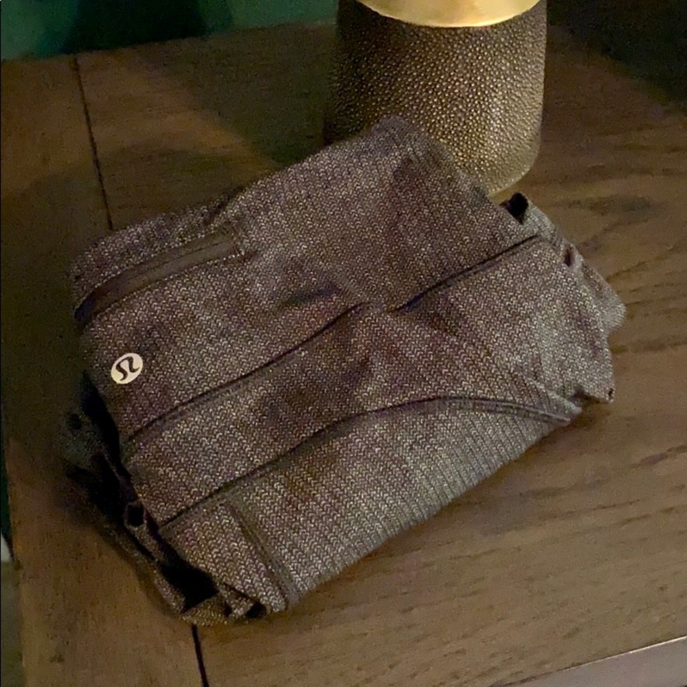 Lululemon Speed Tight gray and black